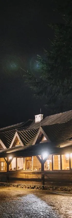 塔贝斯卡客栈，位于Kolesin的酒店