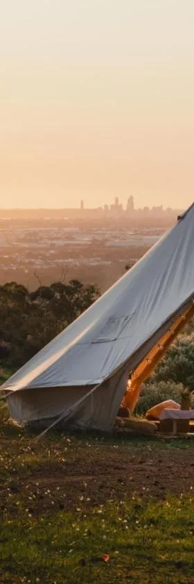 Wilderstay Glamping - Yanchep National Park，位于扬切普的酒店