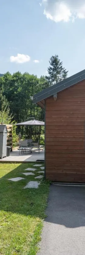 Le Petit Bouchot & Jacuzzi privatif proximité Gerardmer & La Bresse，位于Rochesson的酒店