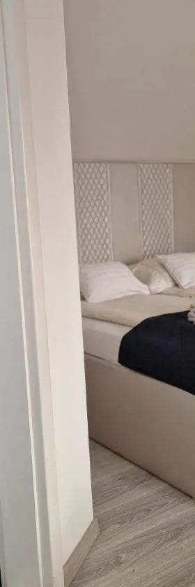 Martina apartman，位于久洛的酒店