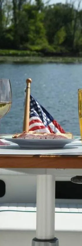 Beautiful Yacht on Catskill Creek，位于卡茨基尔的酒店