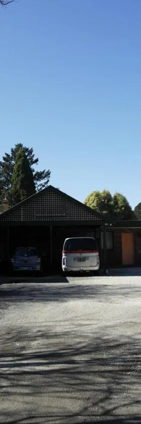 罗伯逊乡村汽车旅馆，位于罗伯逊的酒店