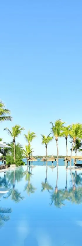 维兰达大湾酒店及水疗中心，位于格兰贝伊的酒店