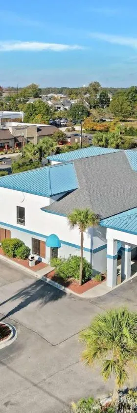 Baymont by Wyndham North Myrtle Beach，位于默特尔比奇的酒店