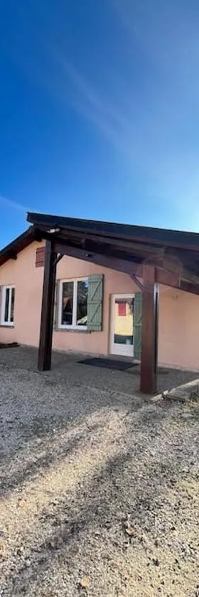 Maison au bord de rivière，位于Gissey-sur-Ouche的酒店
