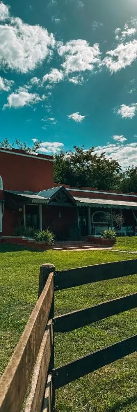 Estancia La Aida，位于卡皮拉德尔塞诺的酒店