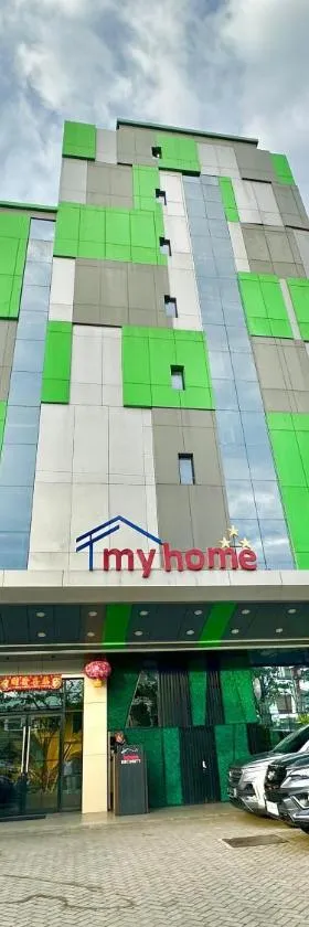 My Home Hotel Pontianak，位于坤甸的酒店
