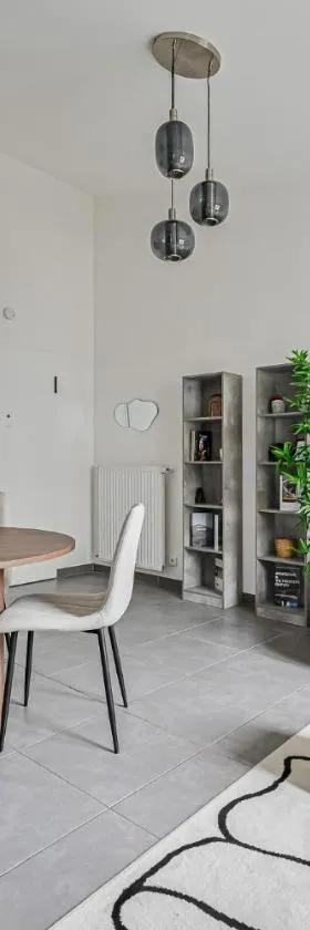 Le Nid - Proche Paris & Disney - Parking - WIFI，位于马恩河畔维列的酒店