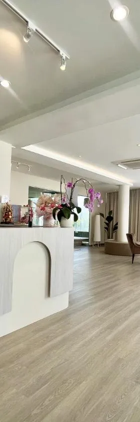 Asimmy Hotel，位于Kampong Gurun的酒店