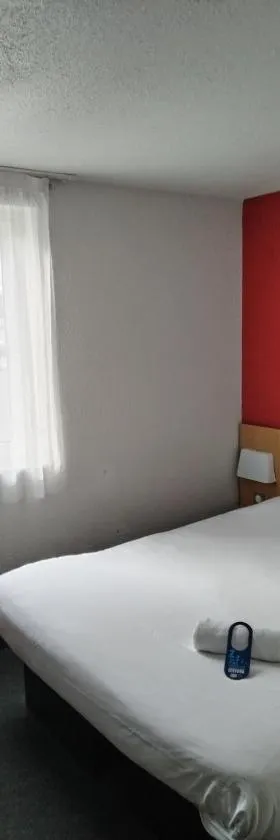 Hotel Inn Design Montluçon，位于蒙吕松的酒店