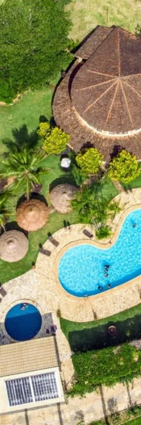 Canto de Roca Turismo e Lazer，位于Mimoso do Sul的酒店