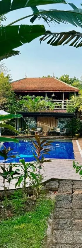 TARA LODGE Haven of peace，位于白马市的酒店