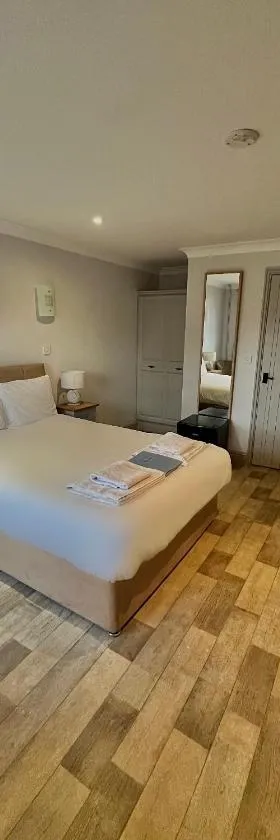 Oak, Country chalet located in Pegsdon，位于Hexton的酒店