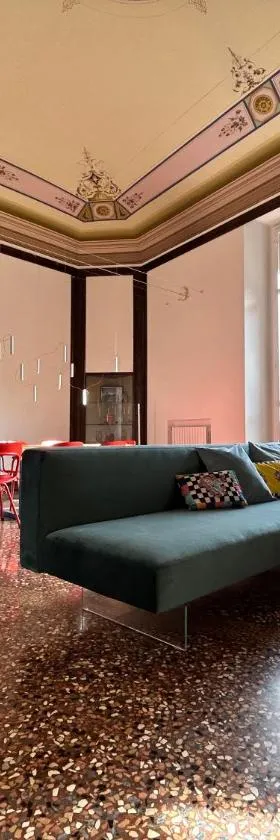 Frame Bologna，位于博洛尼亚的酒店