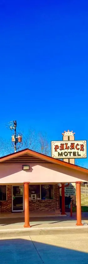 Palace Motel DEQUEEN，位于De Queen的酒店