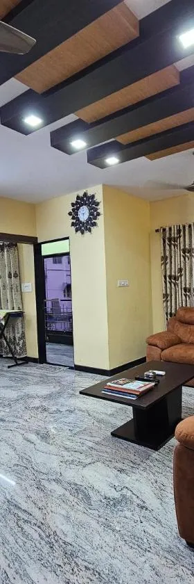 Fully Airconditioned Uber Luxurious Holiday Home.，位于昆达普拉的酒店