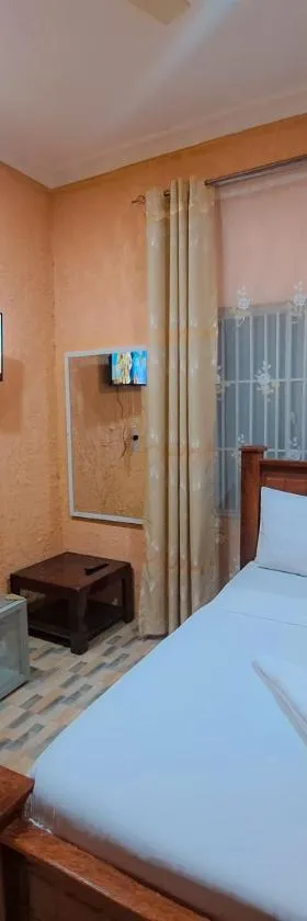 Best Point Hotel Zanzibar，位于Mwanakwerekwe的酒店