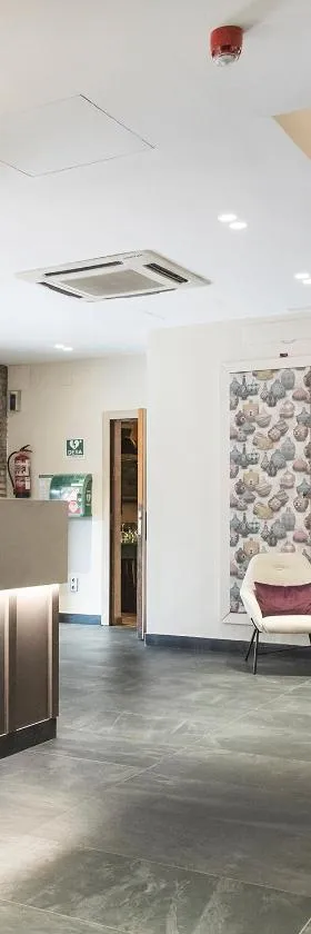 雄鹰酒店，位于乌特沃的酒店