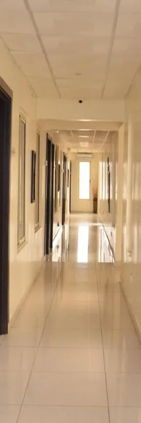 De Rigg Place - Alaka Estate, Surulere，位于拉各斯的酒店