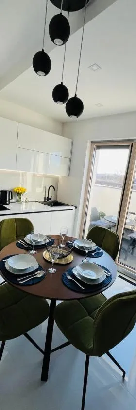 Apartman N&N，位于科普里夫尼察的酒店