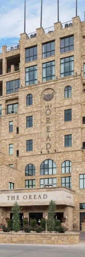 The Oread Lawrence, Tapestry Collection by Hilton，位于劳伦斯的酒店