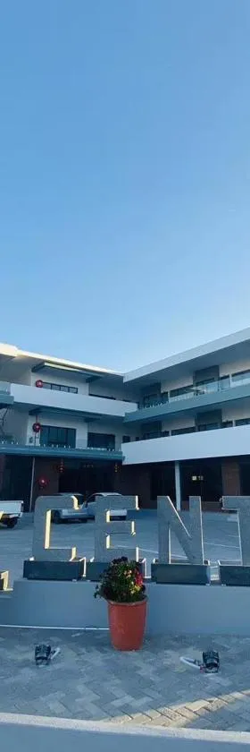 City Centre Hotel，位于鲸湾港的酒店