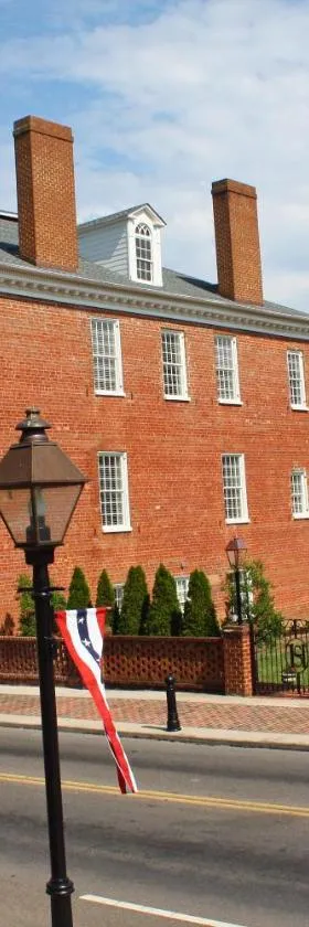 Hale Springs Inn，位于Rogersville的酒店