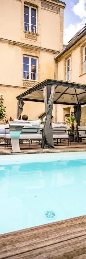 Hôtel De Brunville & Spa，位于贝叶的酒店