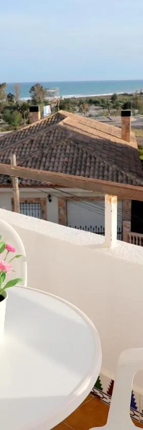 Apartamento Luna Llena Golf de San Juan de los Terreros，位于圣胡安德洛斯特雷罗斯的酒店