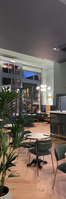 巴黎人酒店，位于奥斯坦德的酒店