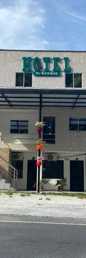 HOTEL EL BOSQUE - RIO CLARO，位于San Francisco的酒店