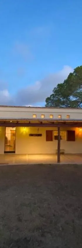 La Pausa. Casa de campo，位于Deán Funes的酒店