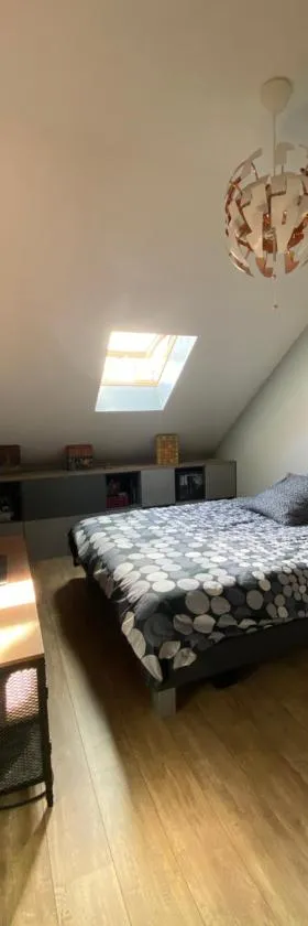 Chambre en duplex, entrée autonome, SDB privative，位于塔韦尔尼的酒店