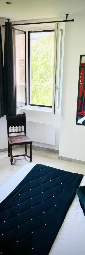 LE RELAIS DES COLS，位于Cozzano的酒店