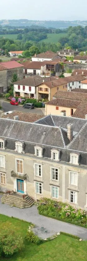 Chateau d'Estrac，位于Hastingues的酒店