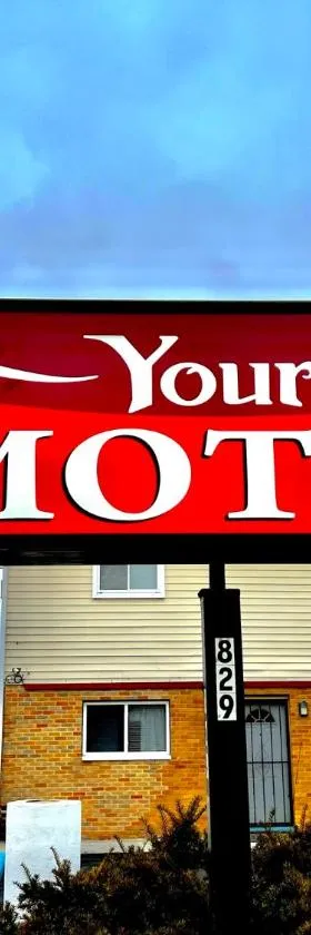 Your Motel，位于伊普西兰蒂的酒店