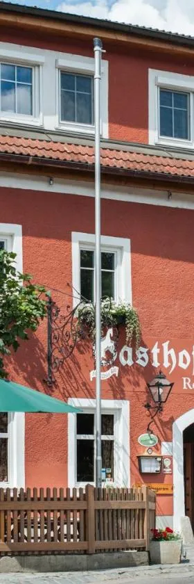 Weißes Rössl, Mühldorf in der Wachau，位于Mühldorf的酒店