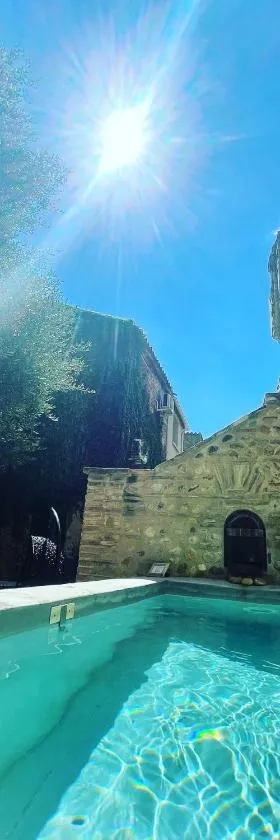威尔德梅尔旅馆，位于托尔雷莱的酒店