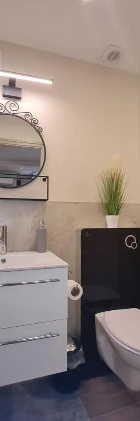 Csever Apartman，位于塔塔的酒店