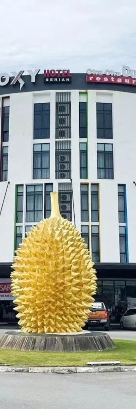 Roxy Hotel Serian，位于Serian的酒店
