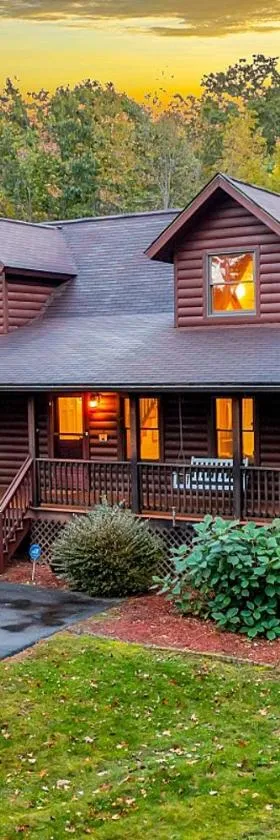 Our Pondside Cabin，位于Westminster的酒店