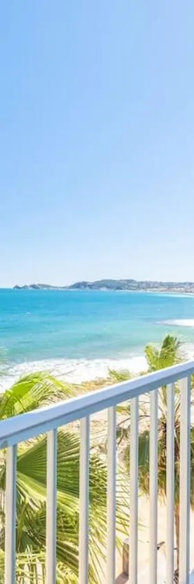 Precioso apartamento en el puerto de Jávea，位于阿杜纳斯区的酒店