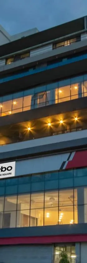 Treebo The Square，位于艾哈迈达巴德的酒店