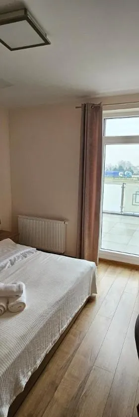 Restauracja & Pokoje Gościnne Polowczyk，位于Miąskowo的酒店
