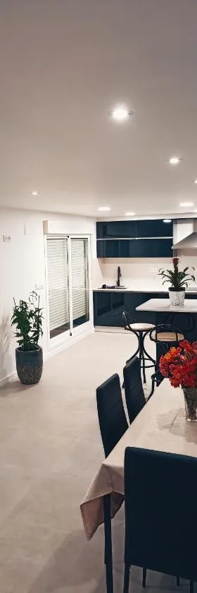 Casa Cádiz，位于艾利亚德亚罗萨的酒店