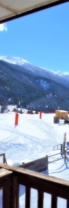 Les Balcons PROCHE PARC NATIONAL VANOISE appartements 2 pièces 6 pers MONTAGNE SUPERIEUR，位于泰尔米尼翁的酒店