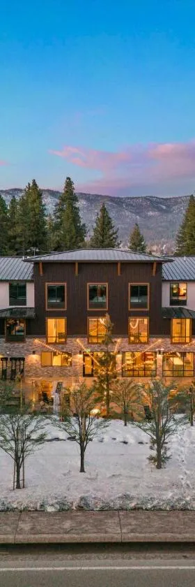 Home2 Suites By Hilton Big Bear Lake，位于大熊湖的酒店
