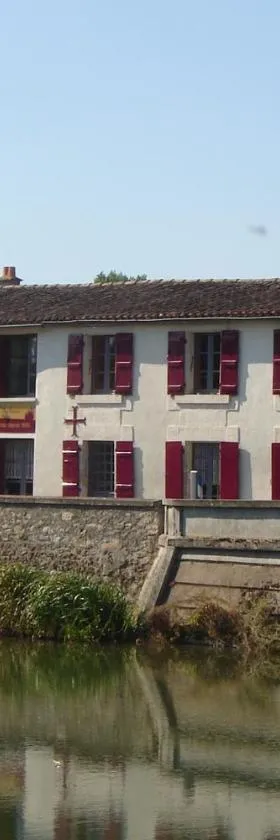 L'auberge'Inn，位于库隆的酒店