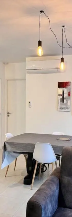 Maison neuve 3 chambres，位于Faverolles-sur-Cher的酒店