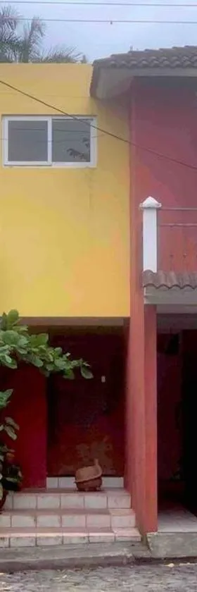 Casa 4 a 5 minutos del IRTRA，位于雷塔卢莱乌的酒店